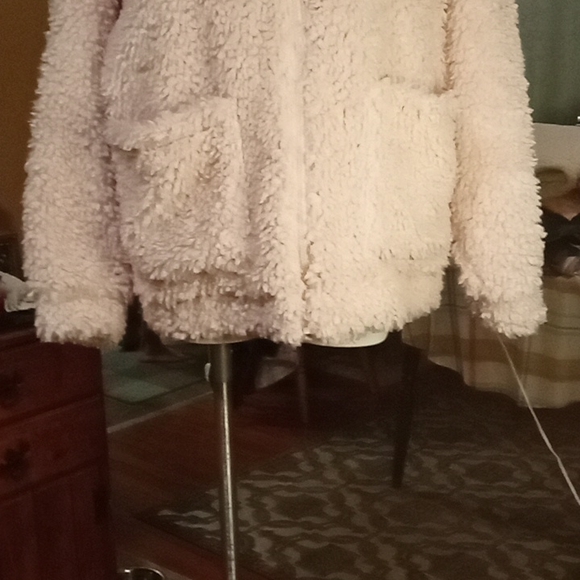 Love chemistry teddy coat - Picture 6 of 13